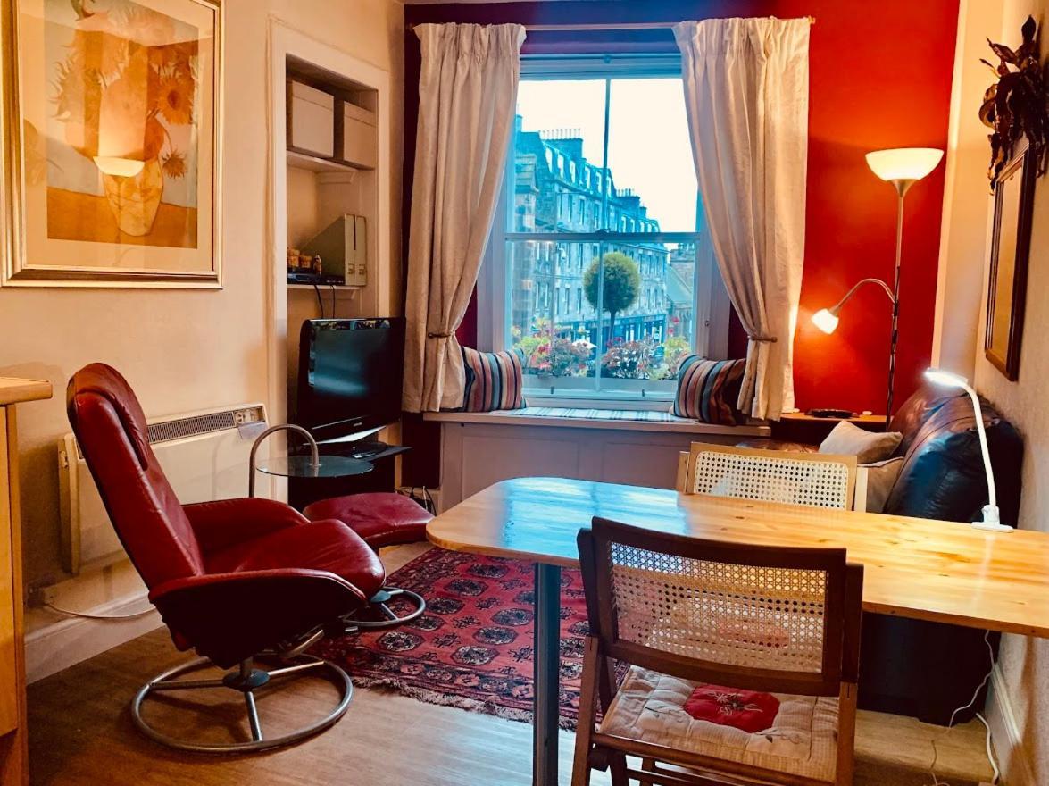 Royal Mile Apt, Just 1 Min From Edinburgh Castle! Exterior foto